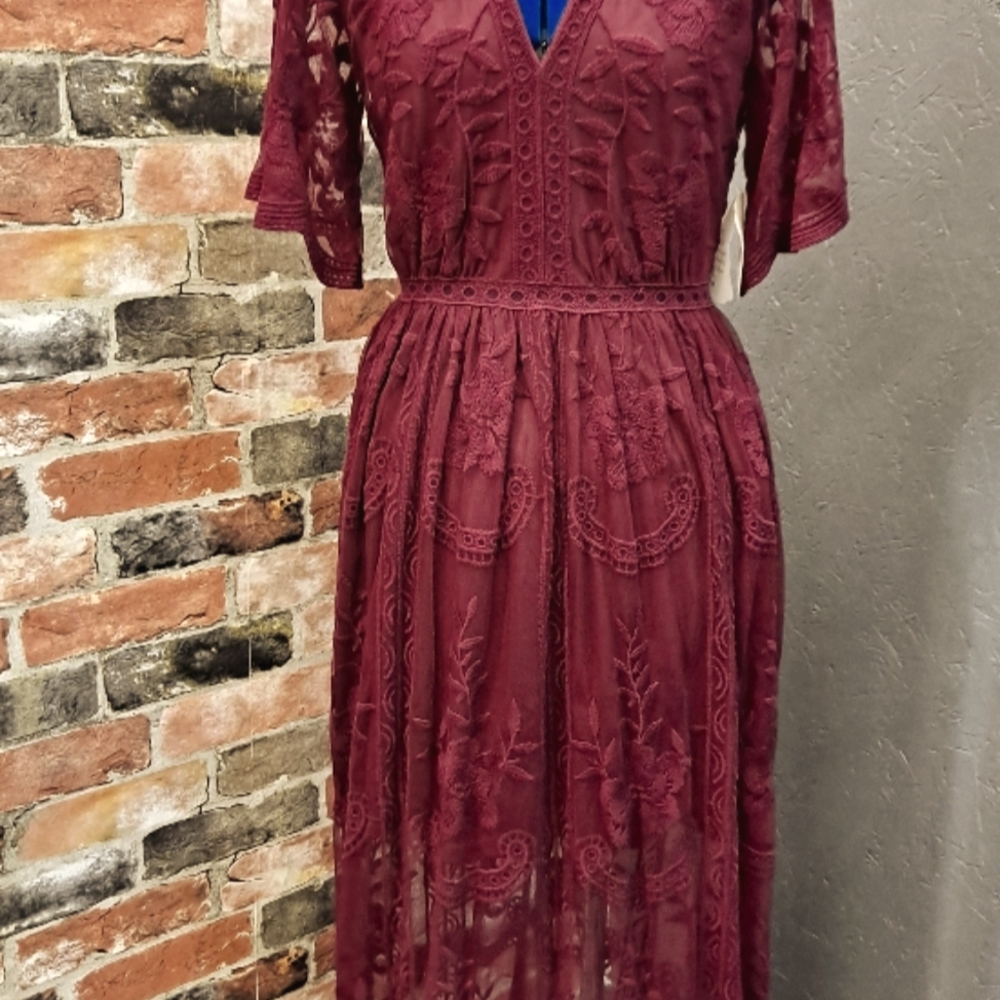 Lace Dress Gown M